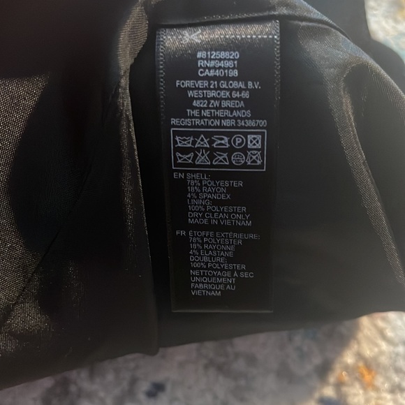 Black Blazer - Picture 3 of 4